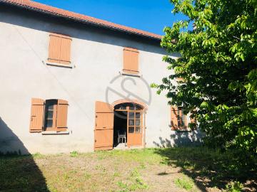Maison 2 pièces 1 639 m²