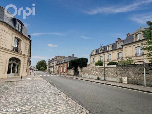 Maison 2 pièces 209 m²