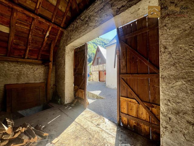 Maison 2 pièces 240 m²