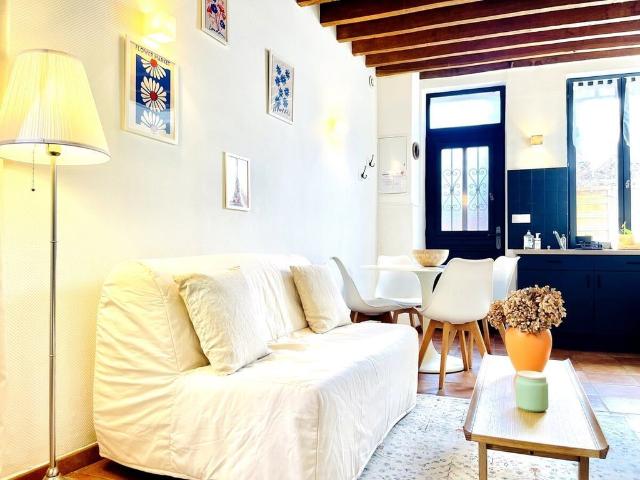 Maison 2 pièces, 27 m² à louer à La Ferté Saint Aubin 45240