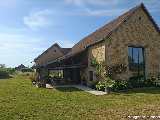 Maison 2 pièces 300 m²