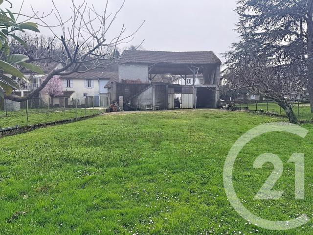 Maison 2 pièces 300 m²