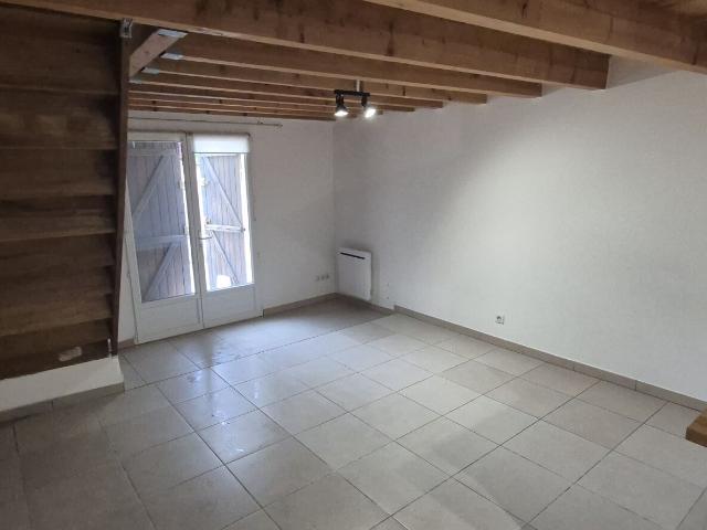 Maison 2 pièces, 30 m² à louer à Les Matelles 34270