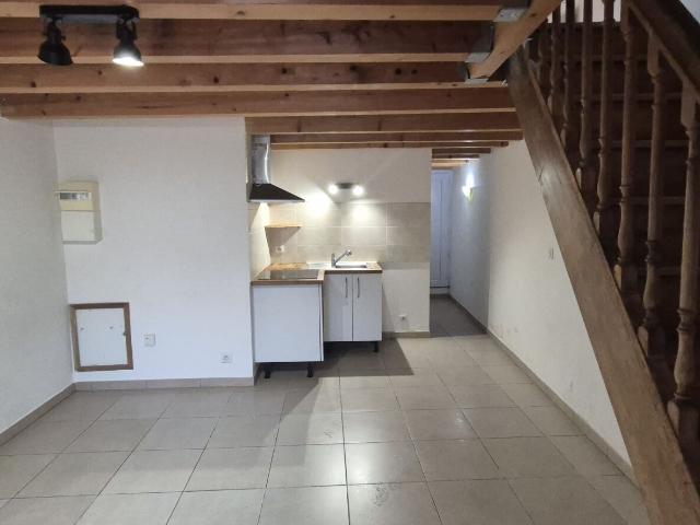 Maison 2 pièces, 30 m² à louer à Les Matelles 34270