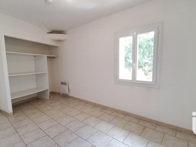 Maison 2 pièces, 30 m² à louer à Saint Gilles 30800