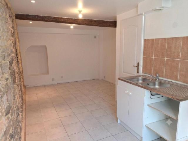 Maison 2 pièces, 31 m² à louer à Bezouce 30320
