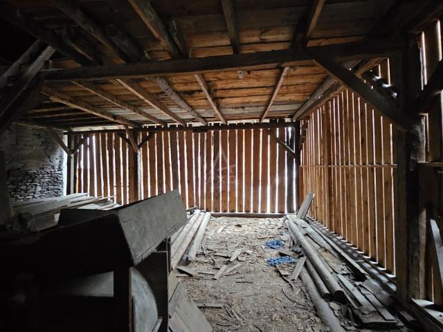 Maison 2 pièces 332 m²