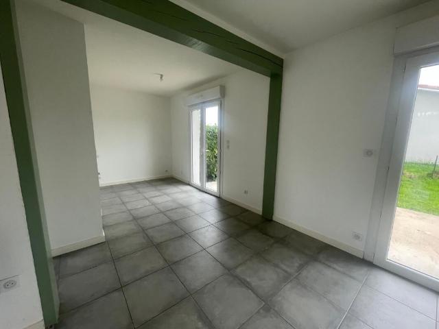 Maison 2 pièces, 34 m² à louer à Hinx 40180