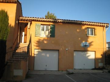 Maison 2 pièces, 37 m² à louer à Le Beausset 83330