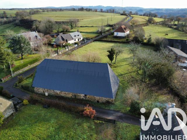 Maison 2 pièces 398 m²