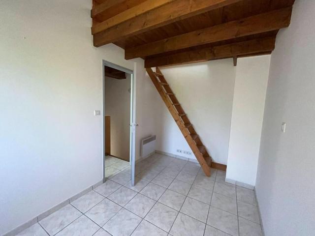 Maison 2 pièces, 40 m² à louer à Barjac 48000