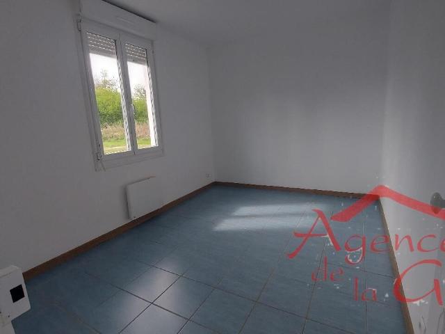 Maison 2 pièces, 40 m² à louer à Esternay 51310