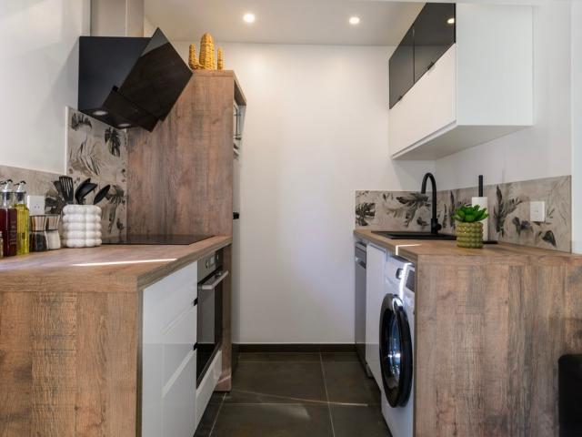 Maison 2 pièces, 40 m² à louer à La Crau 83260