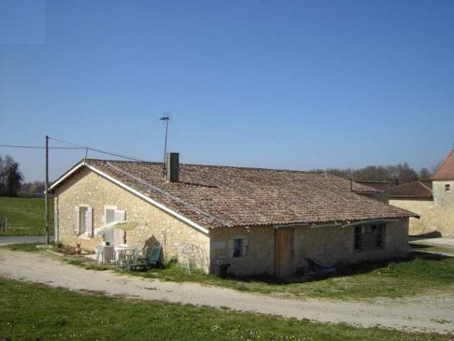 Maison 2 pièces, 40 m² à louer à Saint Pierre de Bat 33760