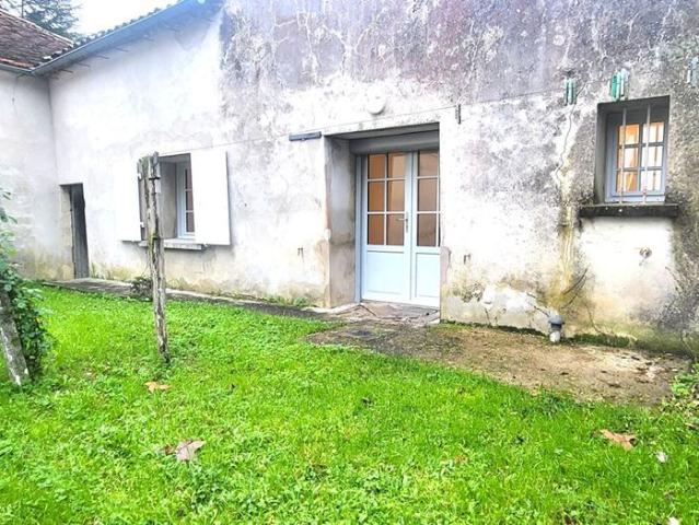 Maison 2 pièces, 43 m² à louer à Gensac 33890