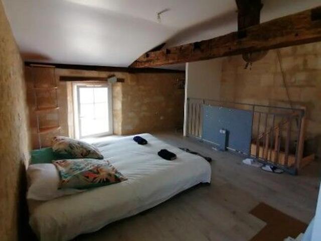 Maison 2 pièces, 44 m² à louer à Lussac 33570