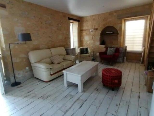 Maison 2 pièces, 44 m² à louer à Lussac 33570