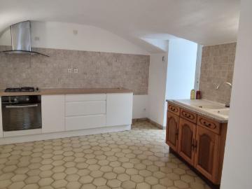 Maison 2 pièces, 48 m² à louer à Grillon 84600