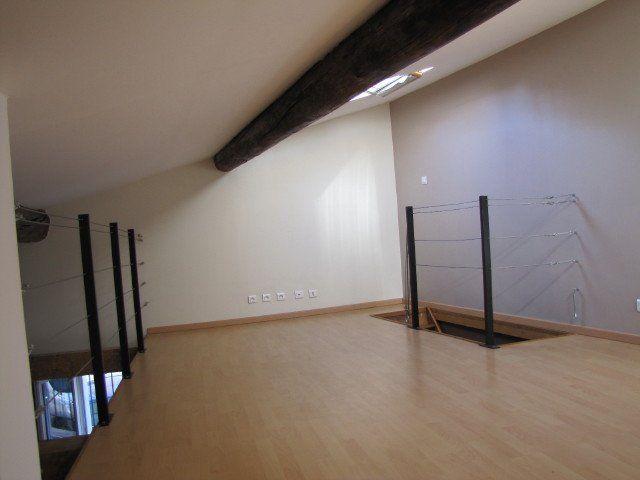 Maison 2 pièces, 48 m² à louer à Nîmes 30900