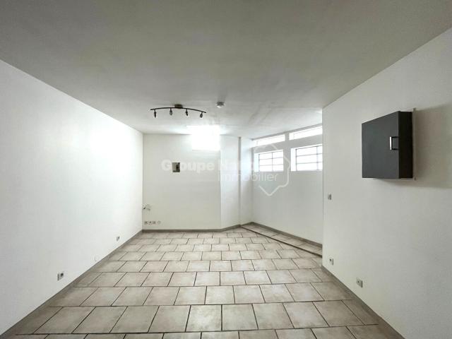 Maison 2 pièces, 50 m² à louer à Entraigues sur la Sorgue 84320