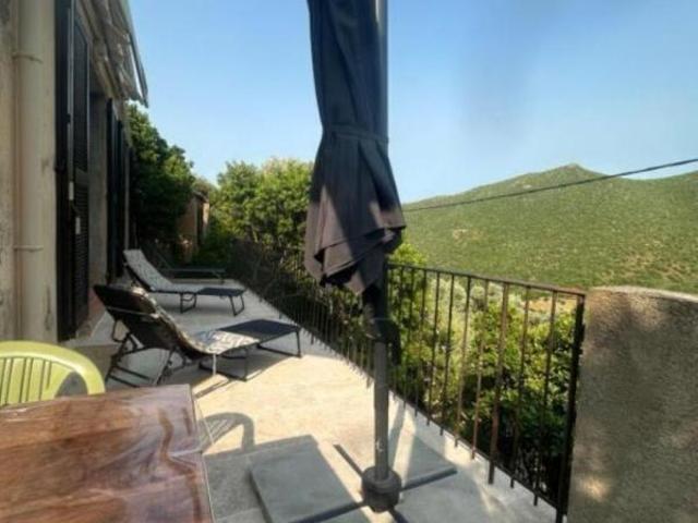 Maison 2 pièces 52 m²