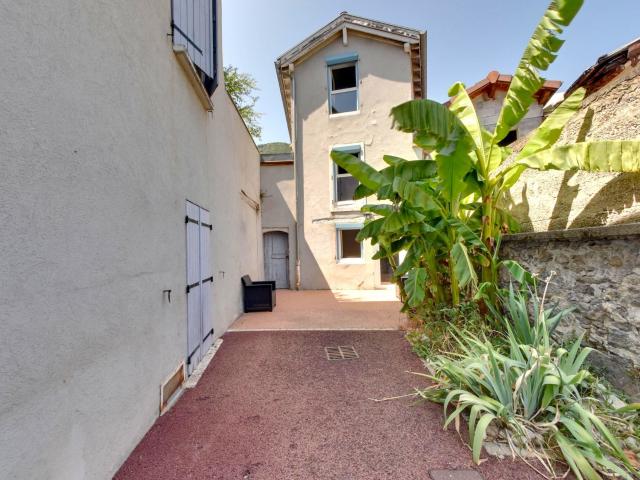 Maison 2 pièces 53 m²
