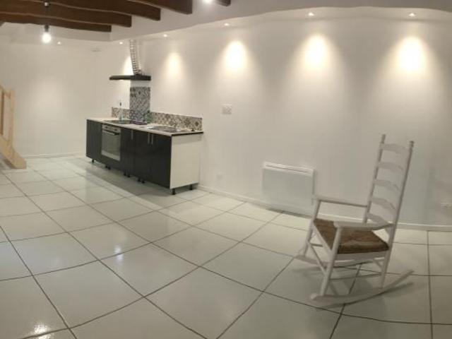 Maison 2 pièces, 53 m² à louer à Melle 79500