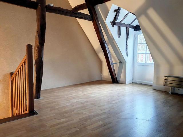 Maison 2 pièces, 54 m² à louer à Monnaie 37380