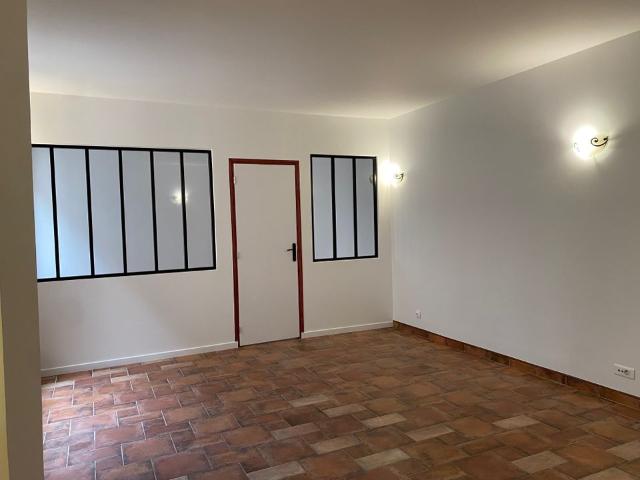 Maison 2 pièces, 55 m² à louer à Les Lilas 93260