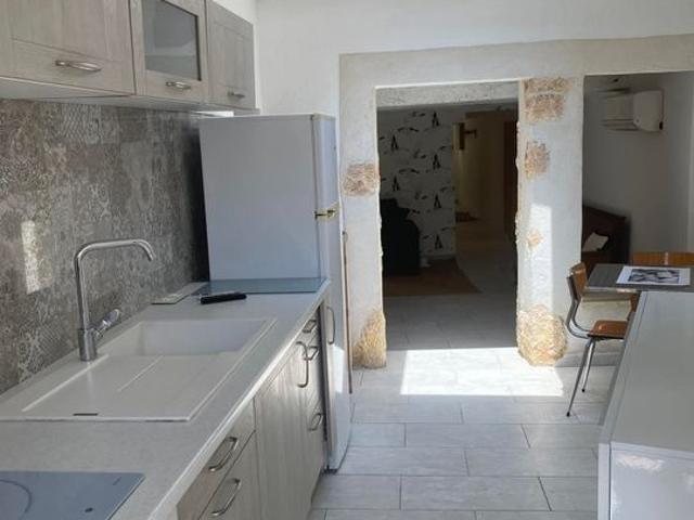 Maison 2 pièces, 55 m² à louer à Villeneuve lès Avignon 30400