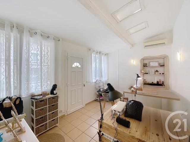 Maison 2 pièces 57 m²