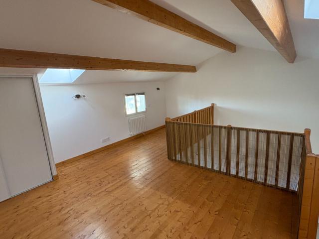 Maison 2 pièces 57 m²