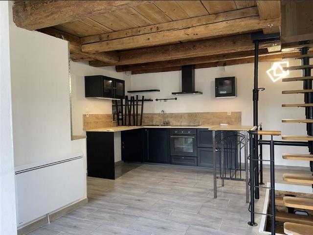 Maison 2 pièces, 59 m² à louer à Thizy les Bourgs 69240