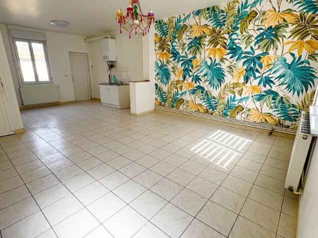 Maison 2 pièces 61 m²