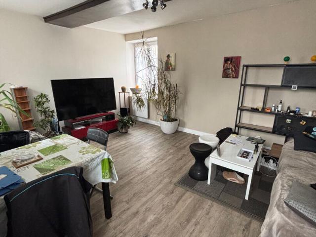 Maison 2 pièces 61 m²