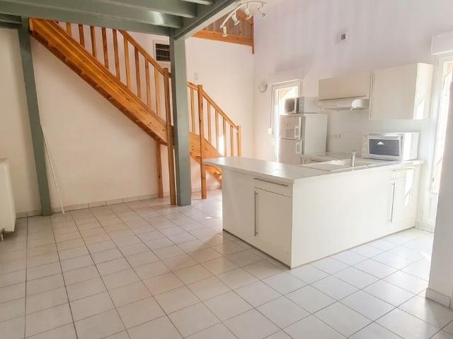 Maison 2 pièces 61 m²
