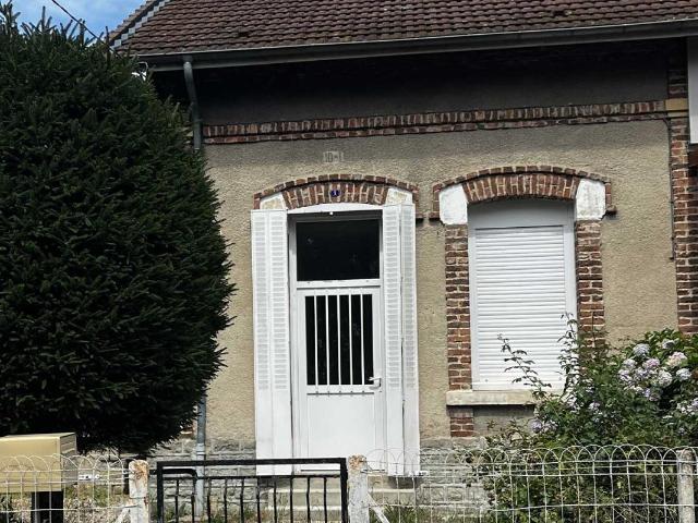 Maison 2 pièces 77 m²