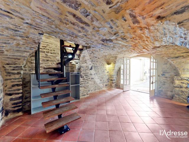 Maison 2 pièces 63 m²