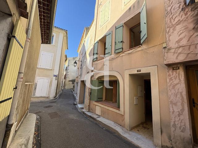 Maison 2 pièces 63 m²