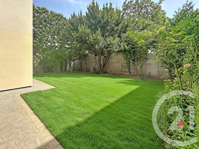 Maison 2 pièces 72 m²