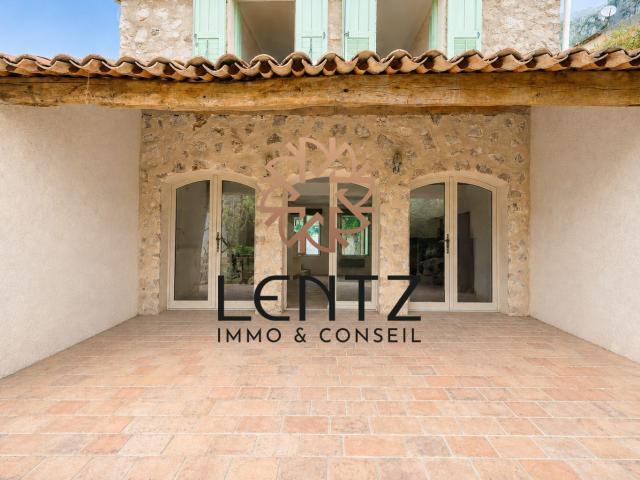Maison 2 pièces 73 m²