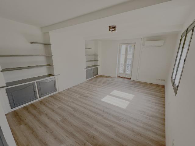 Maison 2 pièces 75 m²