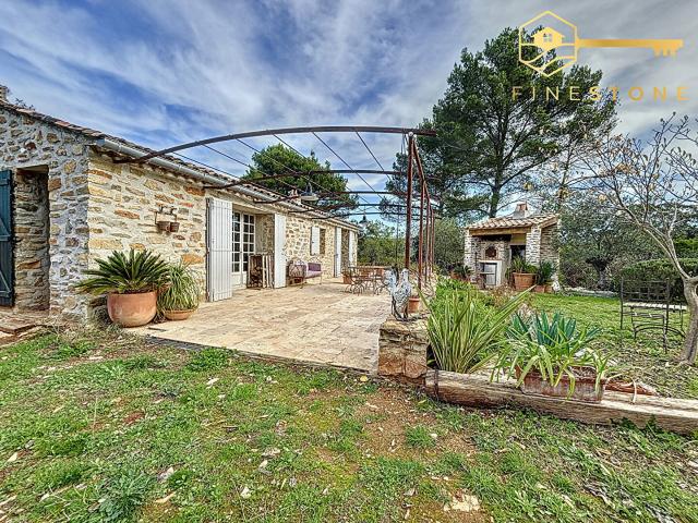 Maison 2 pièces 79 m²