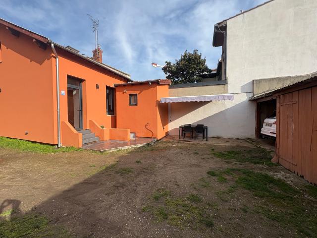 Maison 2 pièces 150 m²