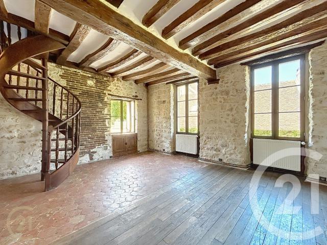 Maison 2 pièces 81 m²