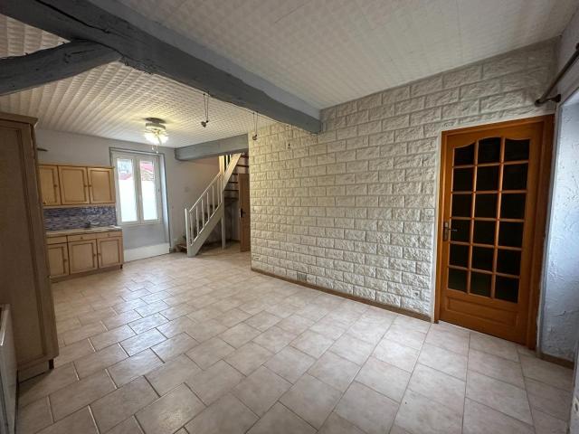 Maison 2 pièces 81 m²