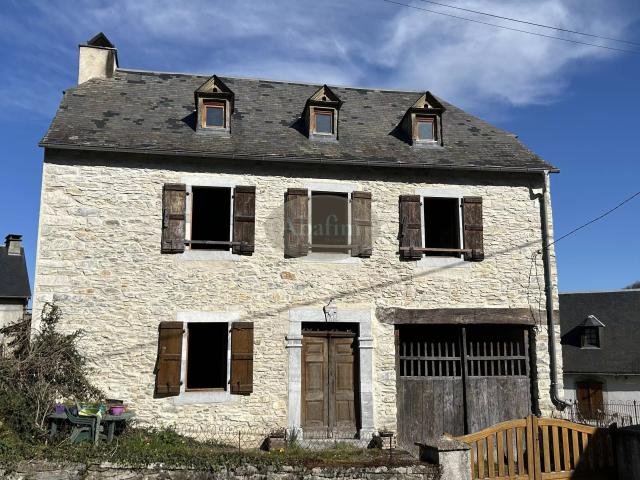 Maison 2 pièces 83 m²
