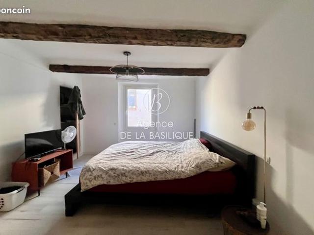 Maison 2 pièces 87 m²
