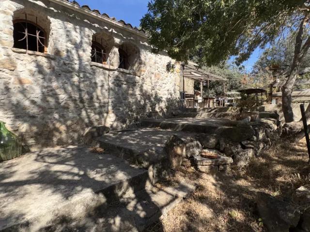 Maison 2 pièces 98 m²
