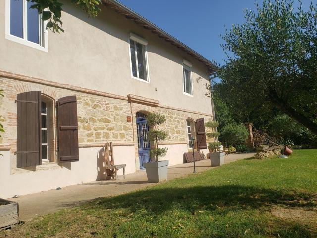Maison 300 m²